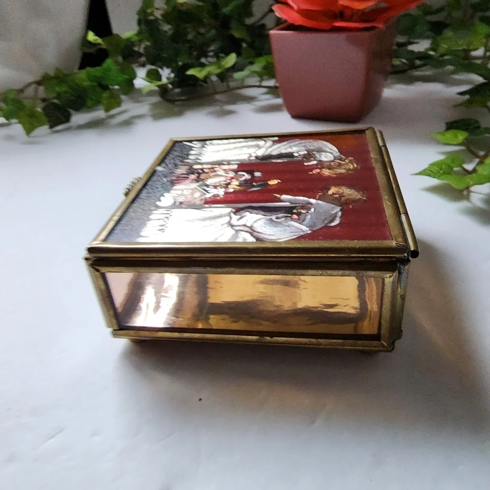 Vintage Art Deco Enesco Glass Brass Trinket Box